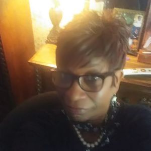 Meet your Posher, Doris